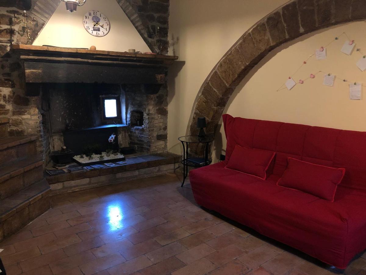 Nonna Flo Apartment Assisi Bagian luar foto