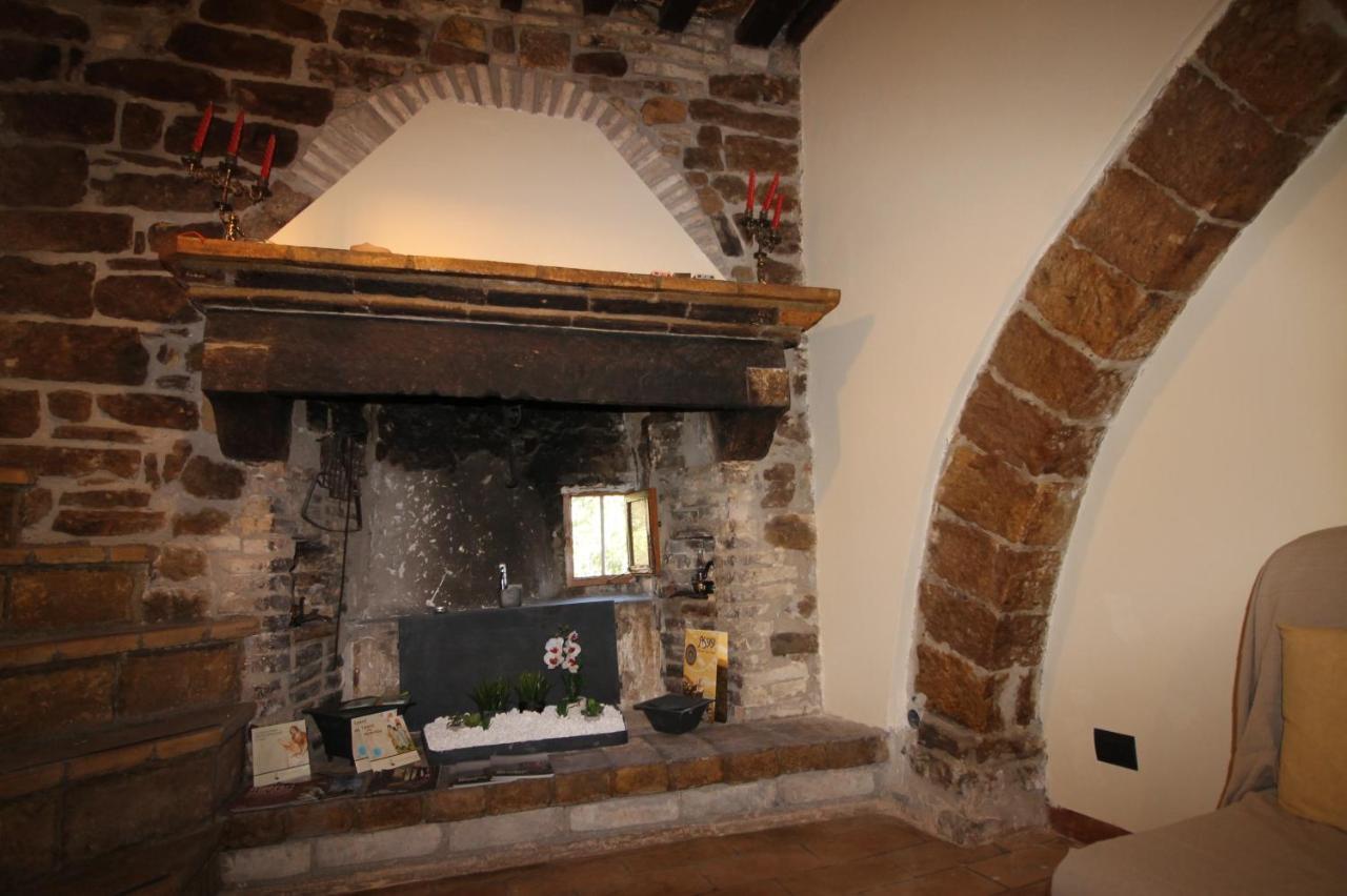 Nonna Flo Apartment Assisi Bagian luar foto